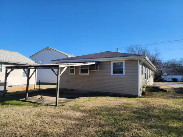 Lebanon, TN 37087,522 S Maple St