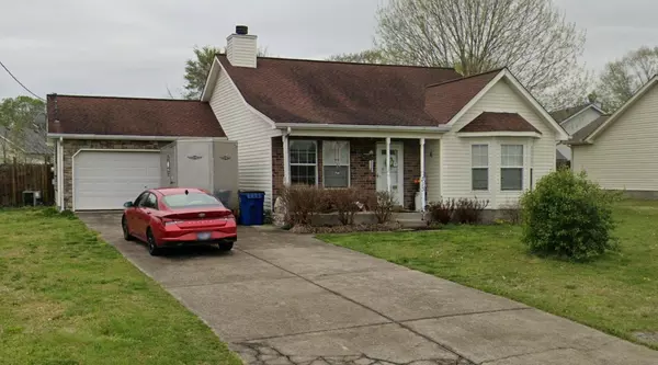 313 Clearlake Dr, La Vergne, TN 37086