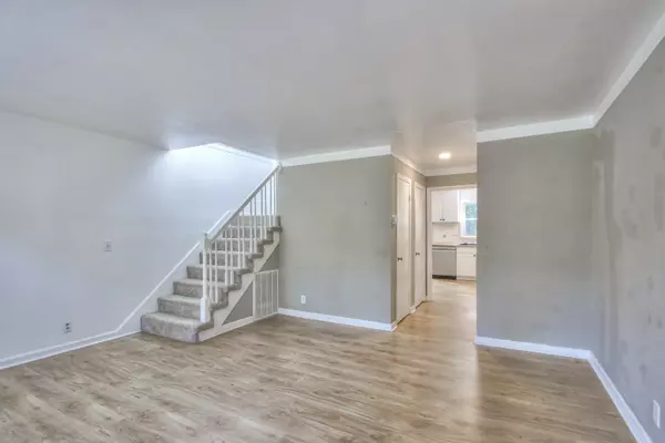 Nashville, TN 37215,1523 Graybar Ln