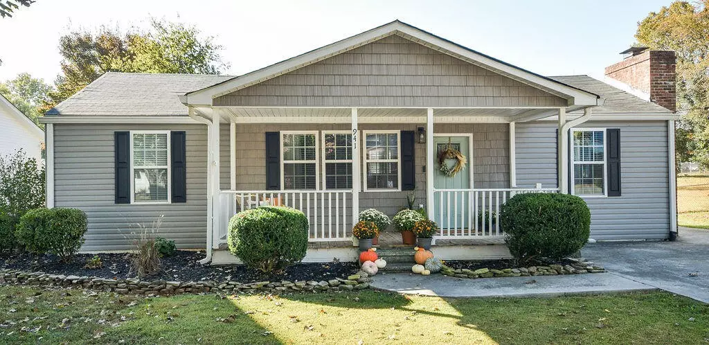 Athens, TN 37303,941 Boaz Street