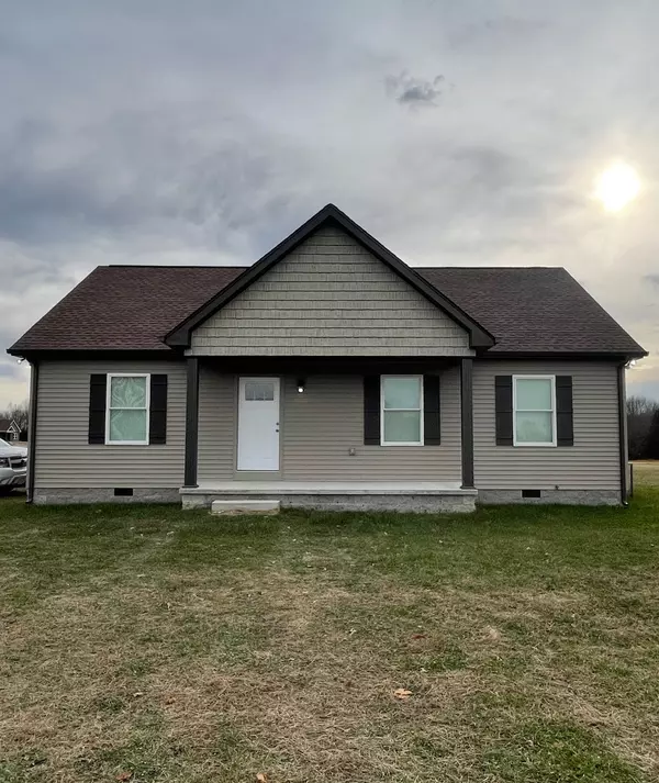 293 Hawkins Rd, Westmoreland, TN 37186