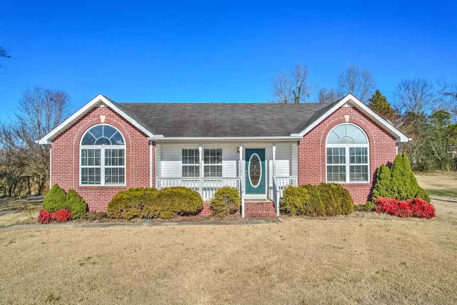 130 Jernigan Ln, Wartrace, TN 37183