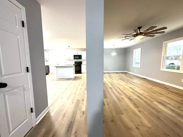 Hopkinsville, KY 42240,930 Hurst Dr