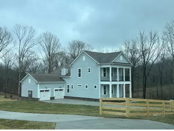 Fairview, TN 37062,7315 Lake Rd