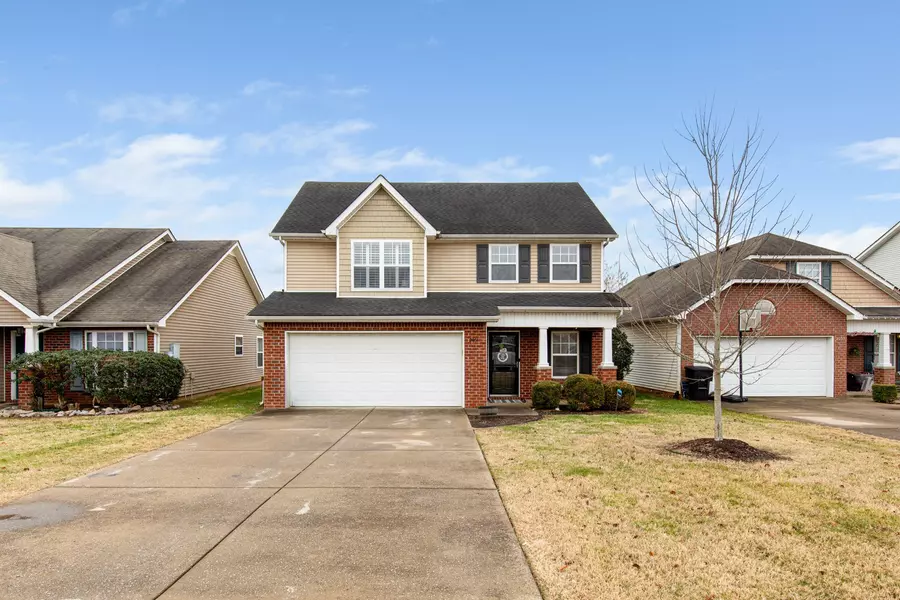 2051 Sparco Cir, Murfreesboro, TN 37128