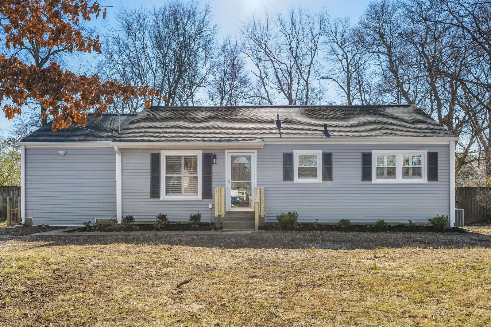 Homes for sale 607 Cottonwood Dr, Nashville, TN 37214 MLS26096...