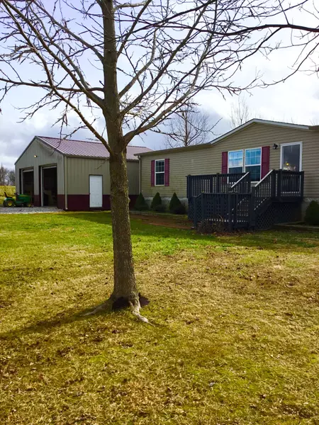 124 Bill White Ln, Livingston, TN 38570