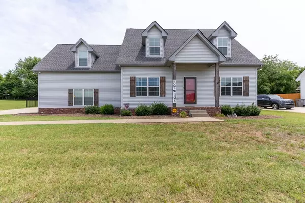 1244 Leaf Ln, Ashland City, TN 37015