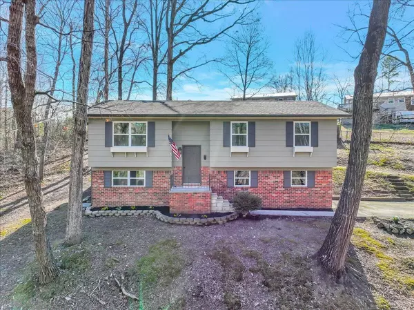 4050 NE Brookcrest Drive, Cleveland, TN 37323