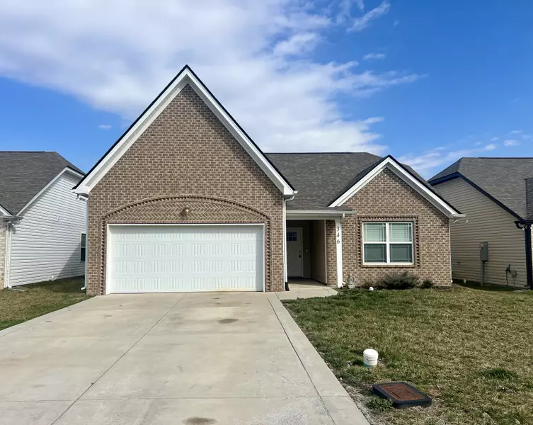 346 Green Hills Dr, Springfield, TN 37172