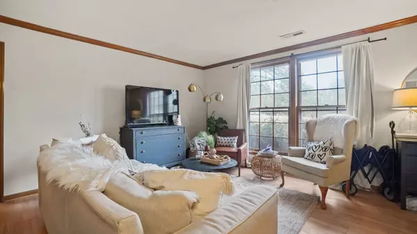 Nashville, TN 37205,819 Davidson Dr