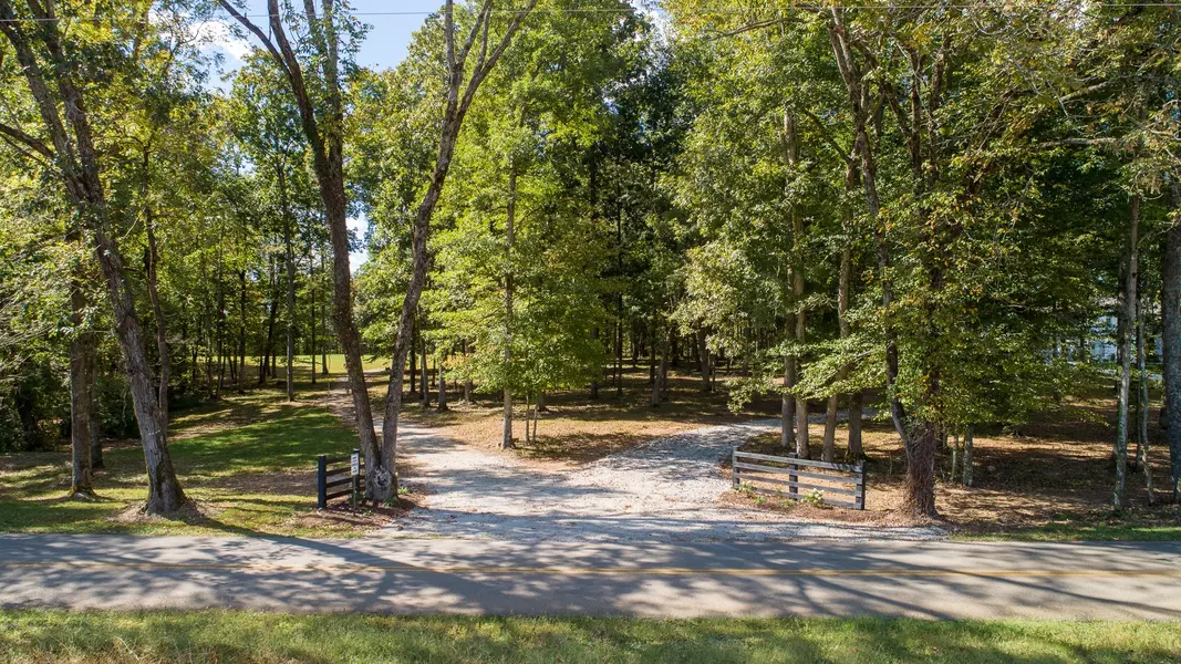 5 Wheeler Rd, Mc Minnville, TN 37110