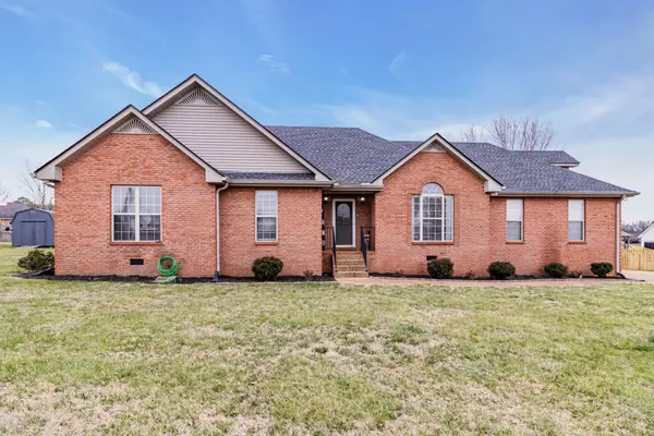 205 Fox Hunt Ln, Lebanon, TN 37087