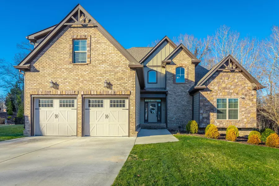 9409 Silver Stone Lane, Ooltewah, TN 37363