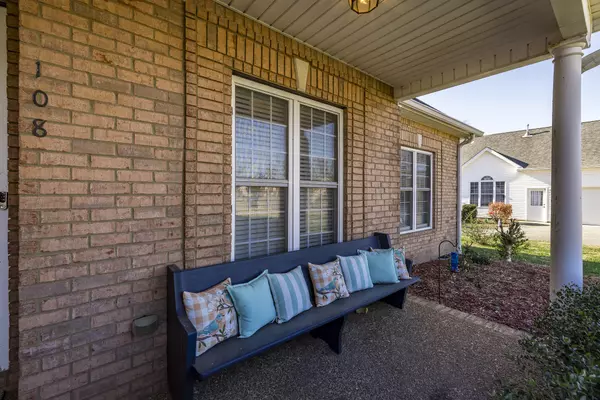 White House, TN 37188,108 Artesa Dr