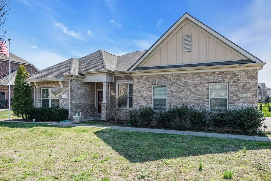 1009 Spartacus Way, Murfreesboro, TN 37129