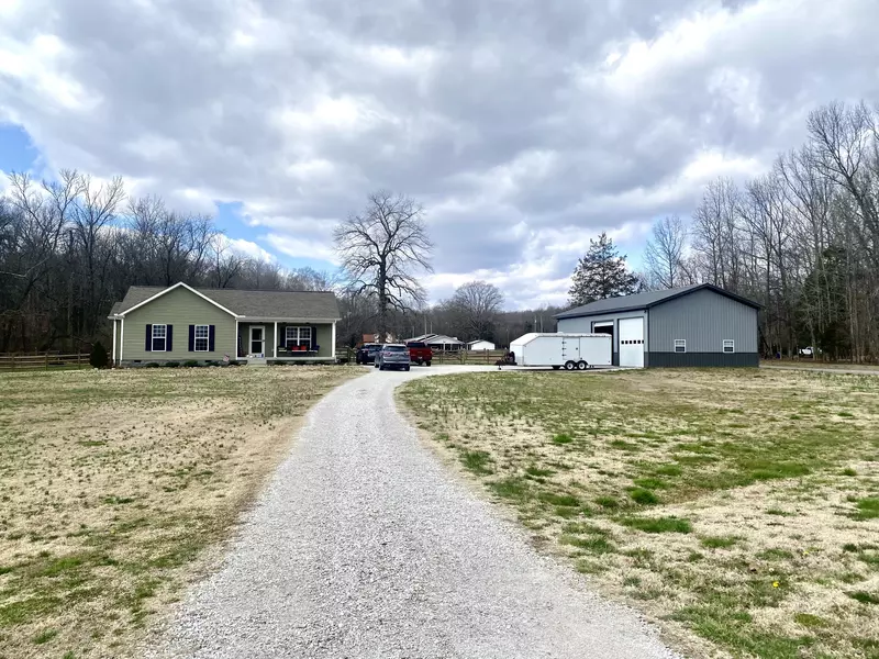 705 Coon Creek Rd, Dickson, TN 37055