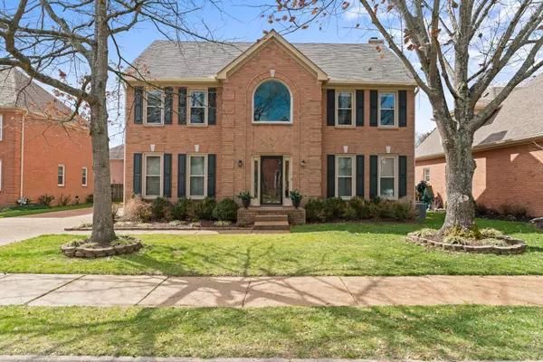 225 Warwick Park Ln, Franklin, TN 37069