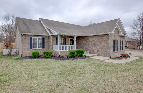 2878 Brunswick Dr,  Clarksville,  TN 37043