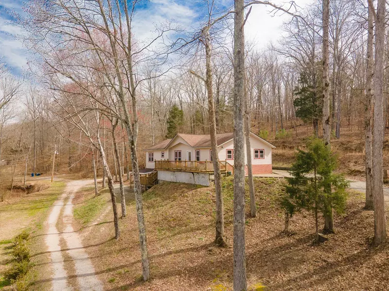 220 Little Birdsong Rd, Camden, TN 38320