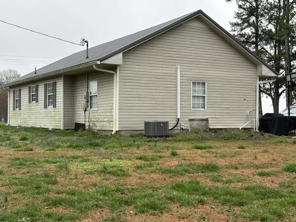 Leoma, TN 38468,301 Rabbit Trail Rd