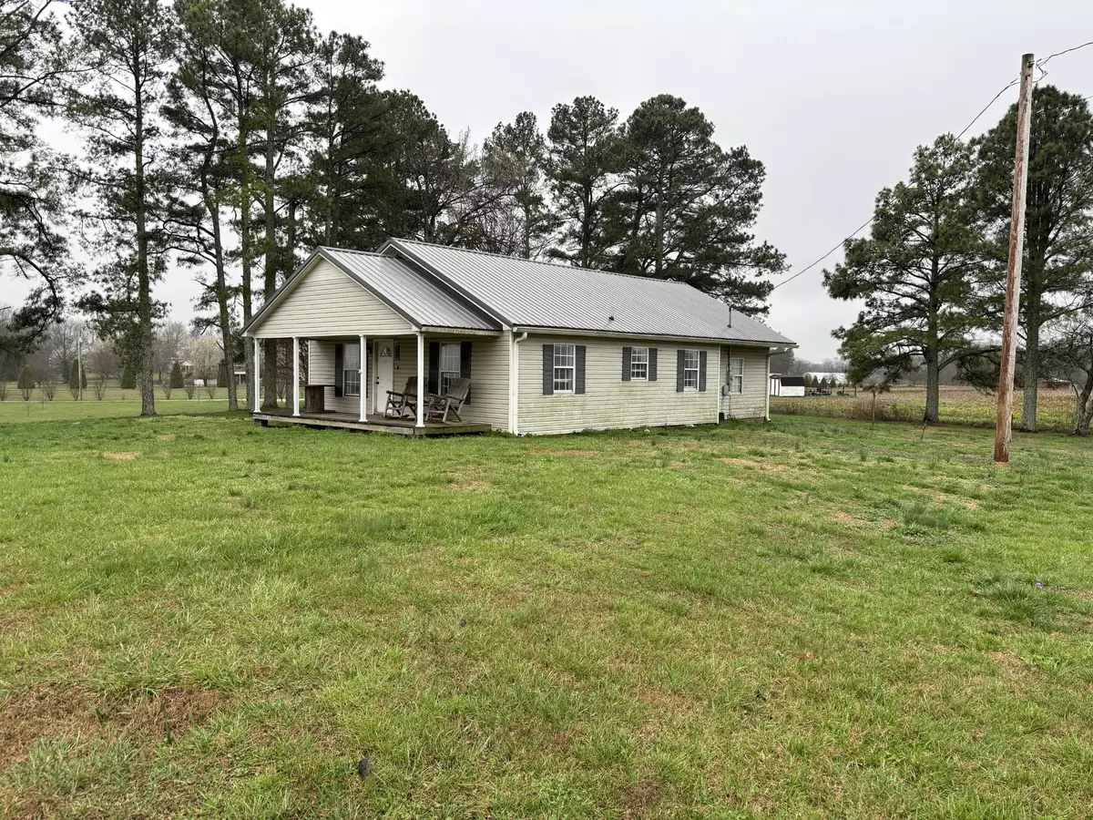 Leoma, TN 38468,301 Rabbit Trail Rd