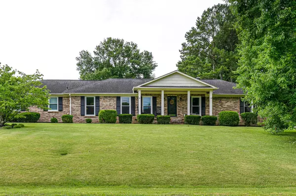 513 Hemingway Dr,  Columbia,  TN 38401