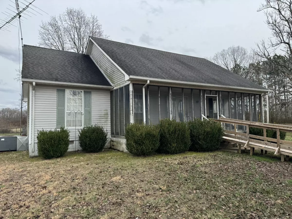 Leoma, TN 38468,210 Nikki Lane