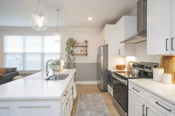 Nashville, TN 37207,105 Duke St #4