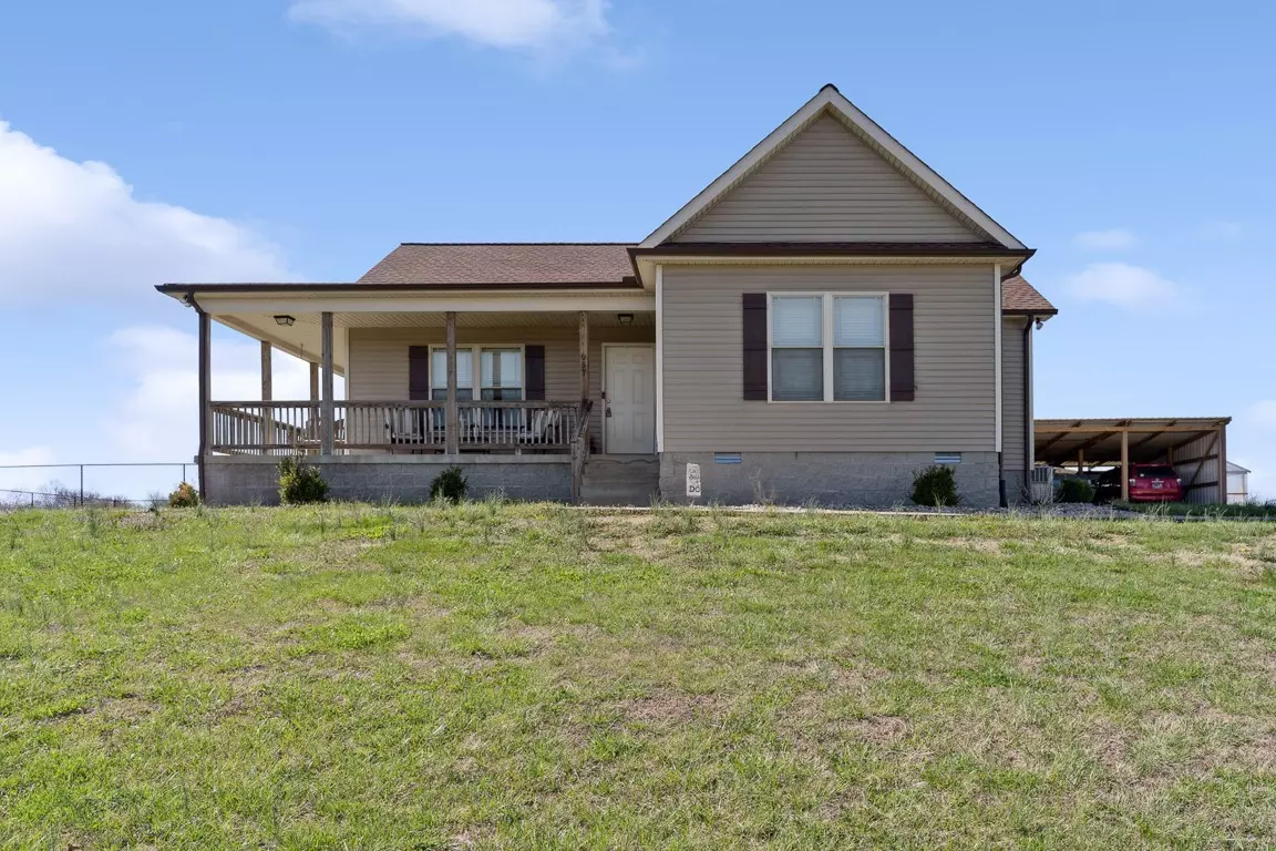 Lafayette, TN 37083,957 Jimtown Rd