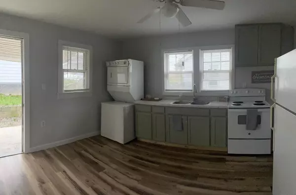 Hopkinsville, KY 42240,717 Riverview Dr