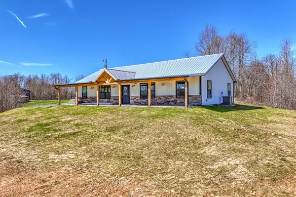 Chestnut Mound, TN 38552,27 Ferguson hollow road