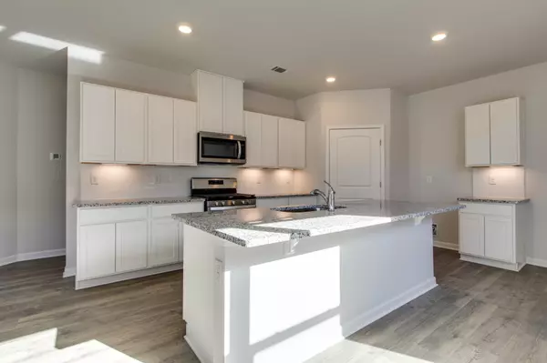 White House, TN 37188,7188 Lang Ave