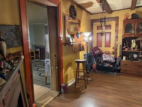 Mc Ewen, TN 37101,219 Main St