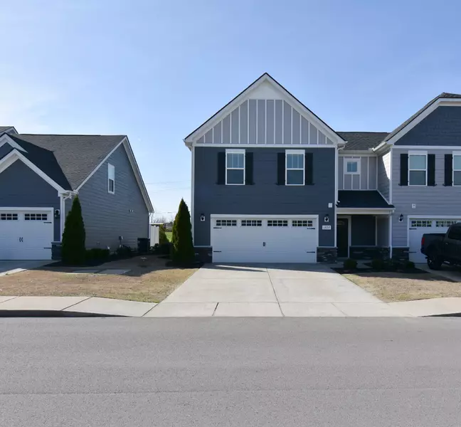 1727 Calypso Dr, Murfreesboro, TN 37128