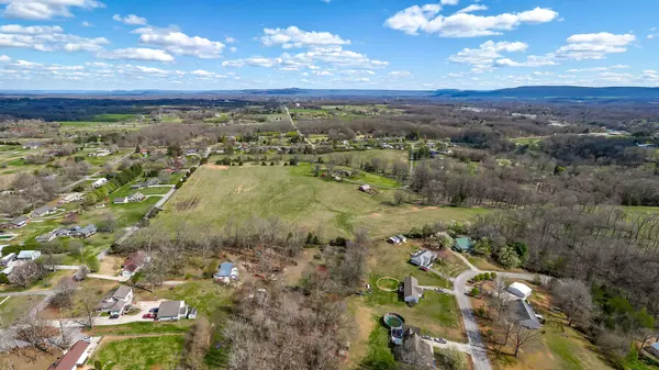 Mcminnville, TN 37110,0 Love Rd