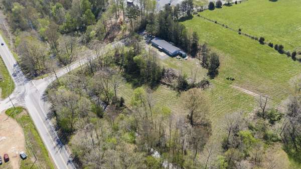 7965 Pinewood Rd, Fairview, TN 37062