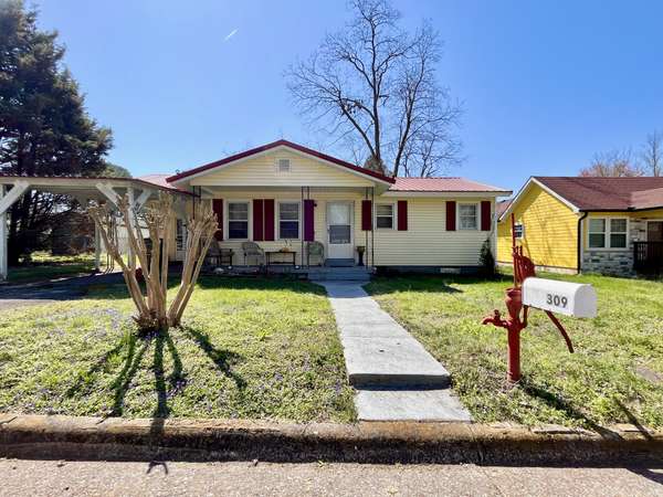 309 Simpson St,  Lawrenceburg,  TN 38464