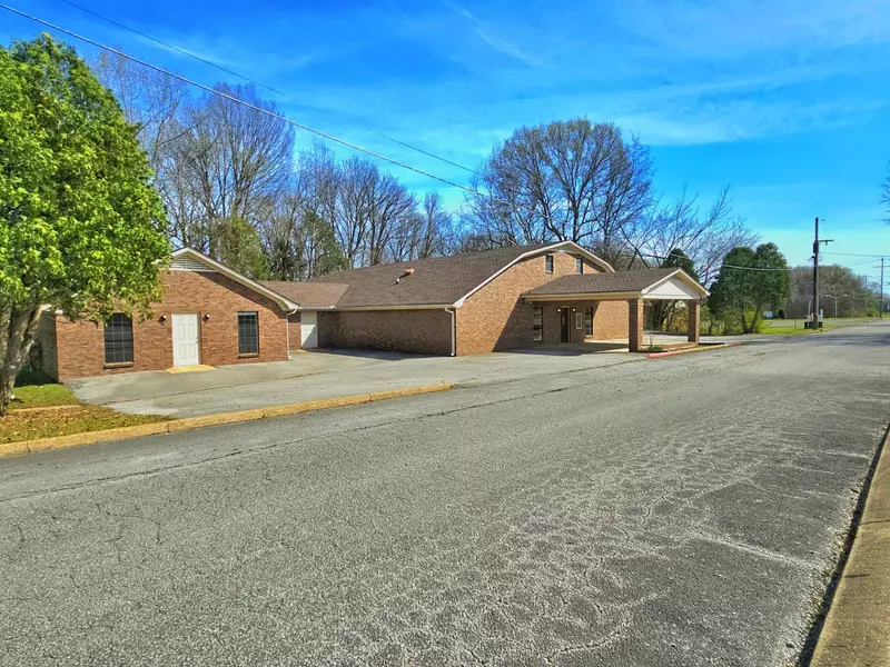 3535 Chere Carol Rd, Humboldt, TN 38343