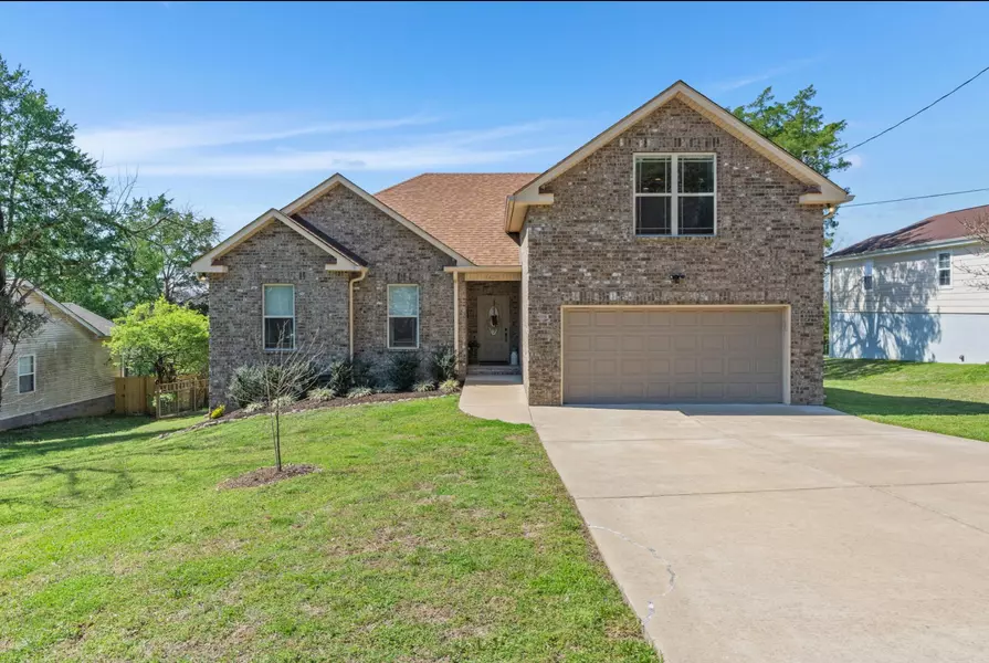 1428 Pawnee Trl, Madison, TN 37115