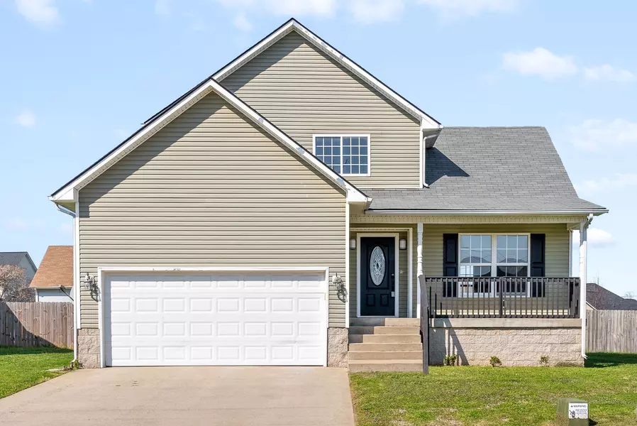 308 Ferdinand Ln, Oak Grove, KY 42262