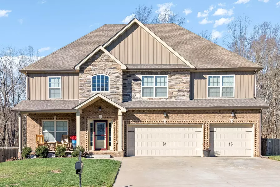 2308 Colston Dr, Clarksville, TN 37042