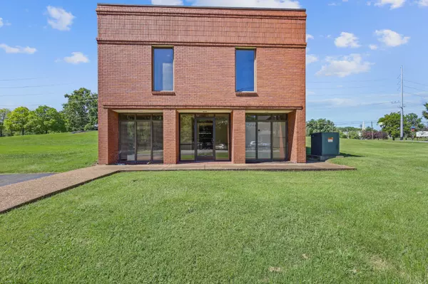 300 Rivergate Pkwy, Goodlettsville, TN 37072
