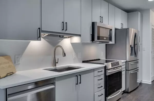 301 Demonbreun St #1021, Nashville, TN 37201