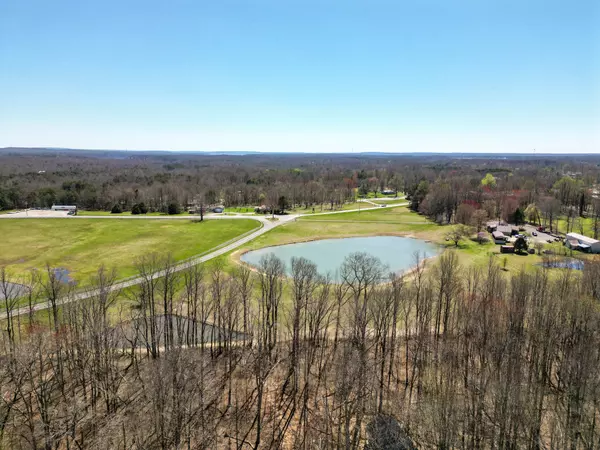 147 Sunset Bluff Way, Monteagle, TN 37356