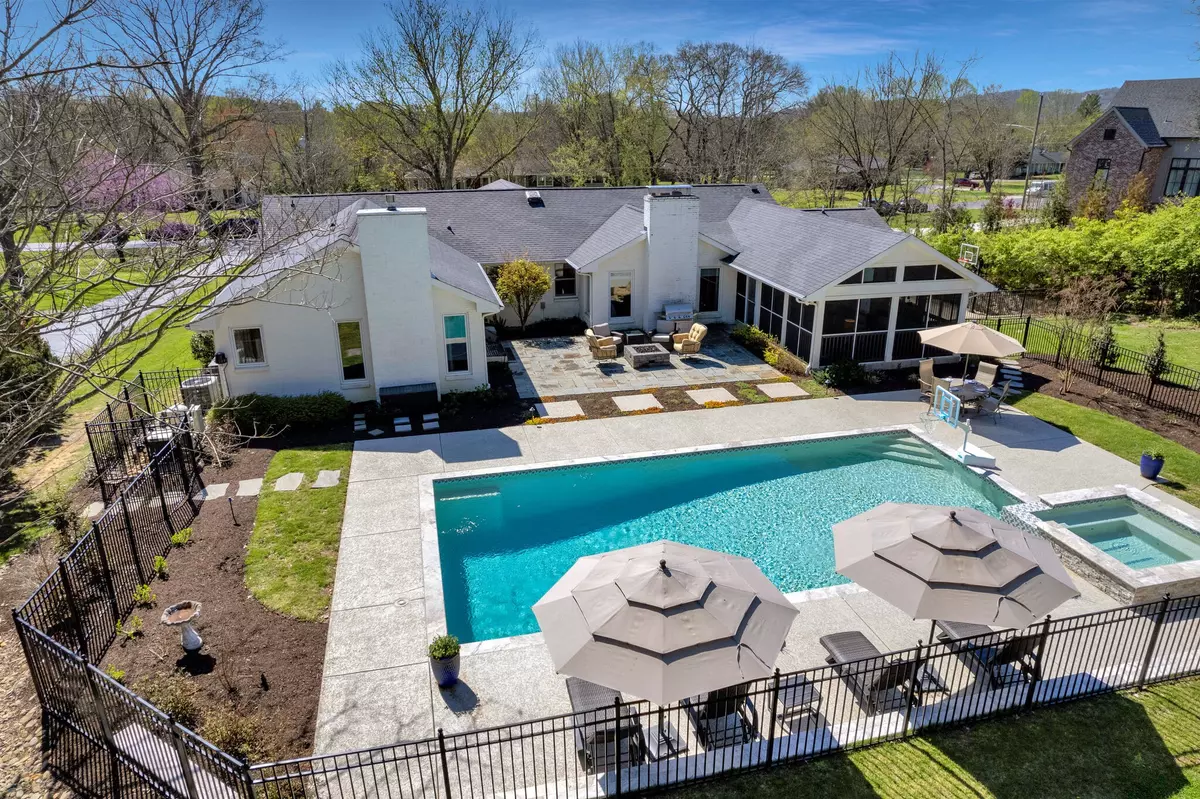 Brentwood, TN 37027,5216 Williamsburg Rd