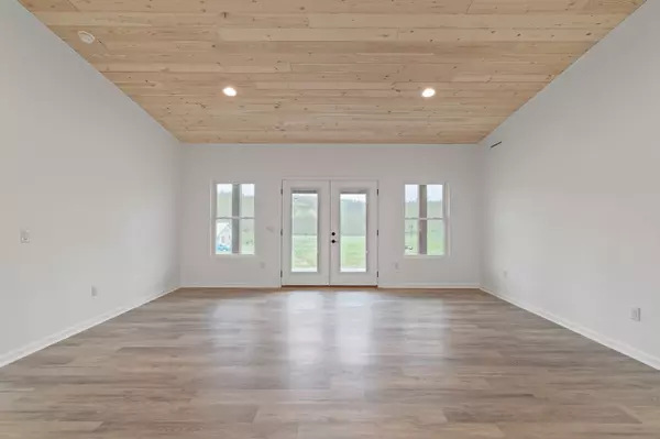 Lobelville, TN 37097,448 Duncan Cir