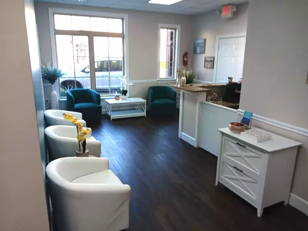 Nashville, TN 37221,7982 Coley Davis Rd 101 & 201