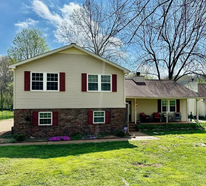 260 Allen Rd, Goodlettsville, TN 37072