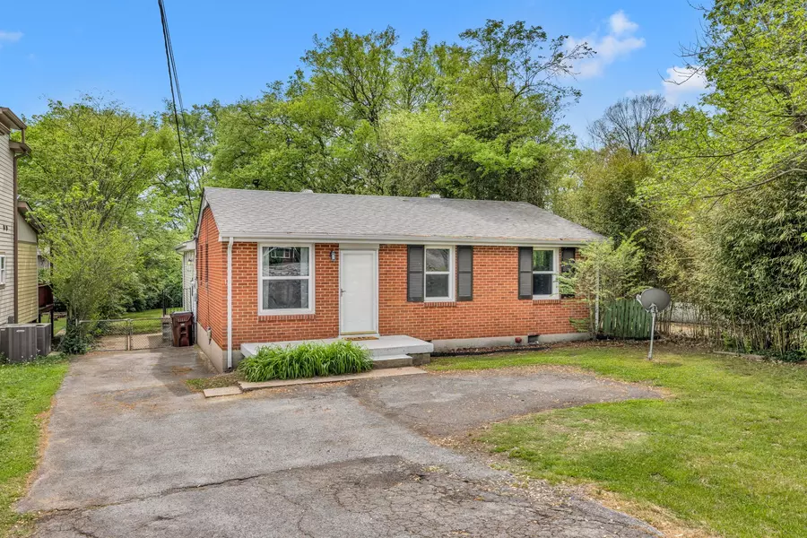 212 Alta Loma Rd, Madison, TN 37115